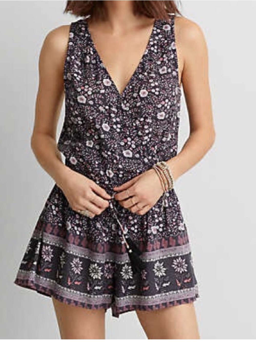 American Eagle Outfitters romper size Large new without tags!